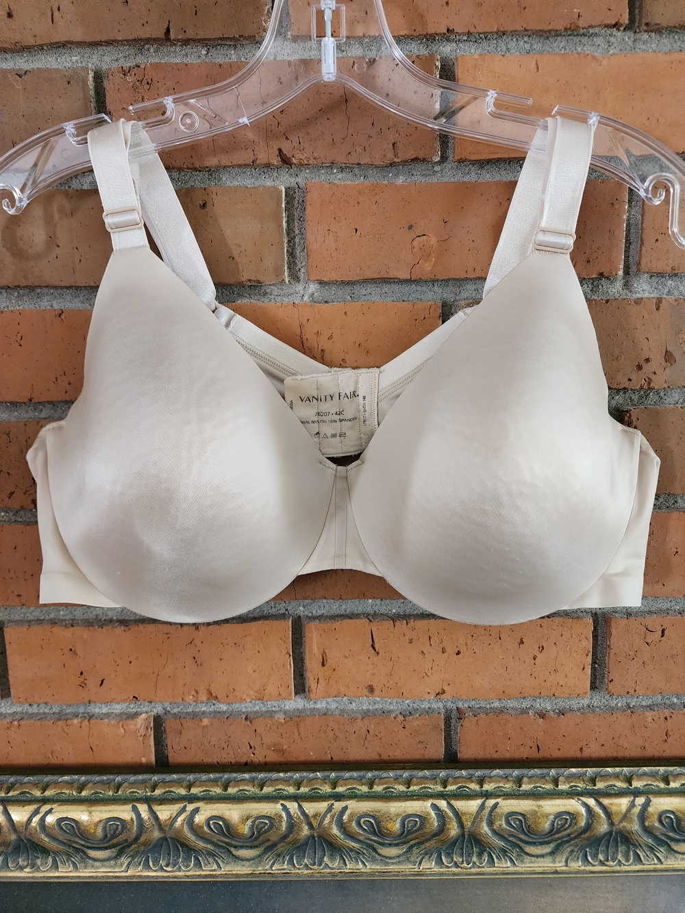 Vanity Fair Cream Full Coverage Smooth T-Shirt Bra 42C